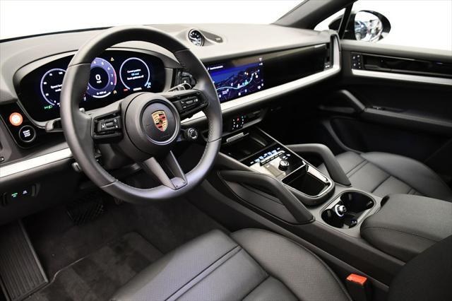 Photo of 2025 Chromite Black Metallic Porsche Cayenne