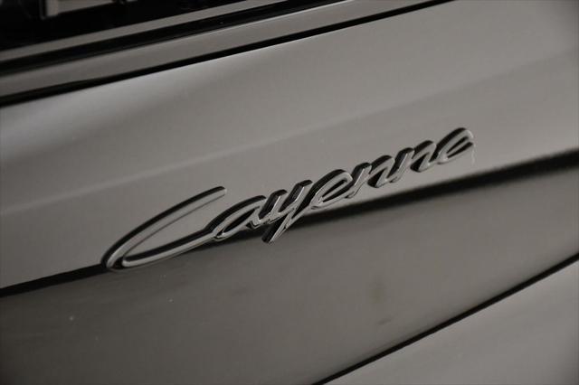 Photo of 2025 Chromite Black Metallic Porsche Cayenne