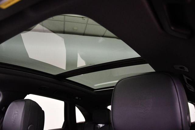 Photo of 2025 Papaya Metallic Porsche Macan