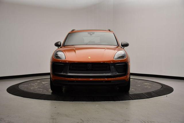 Photo of 2025 Papaya Metallic Porsche Macan