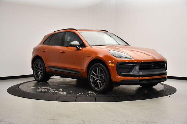 Photo of 2025 Papaya Metallic Porsche Macan
