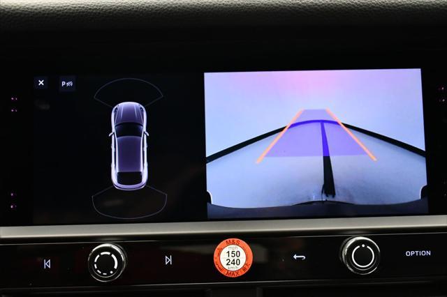 Photo of 2025 Volcano Grey Metallic Porsche Macan
