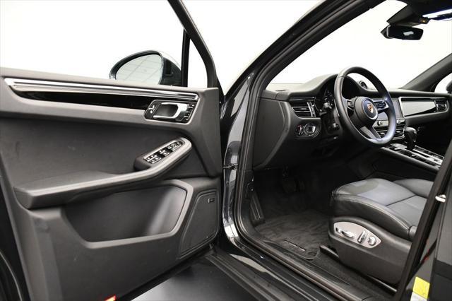 Photo of 2025 Volcano Grey Metallic Porsche Macan