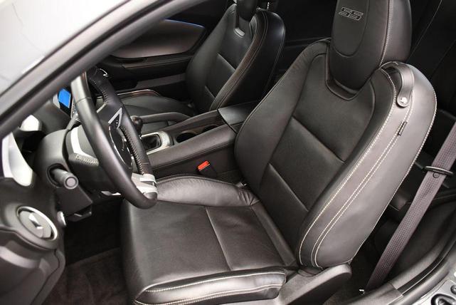 Photo of 2010 Cyber Gray Metallic Chevrolet Camaro