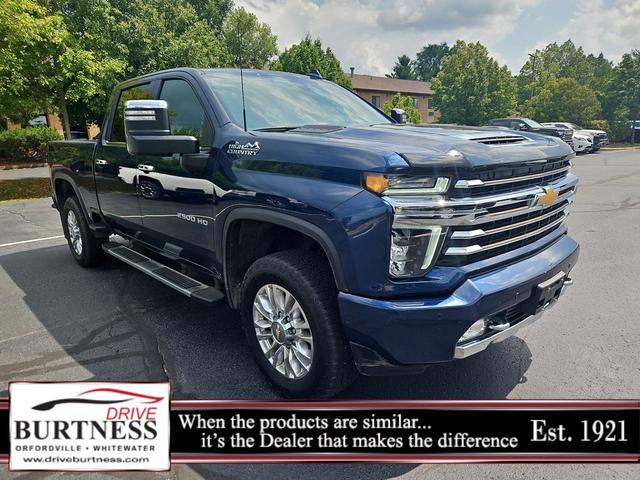 Photo of 2022 Northsky Blue Metallic Chevrolet Silverado 2500