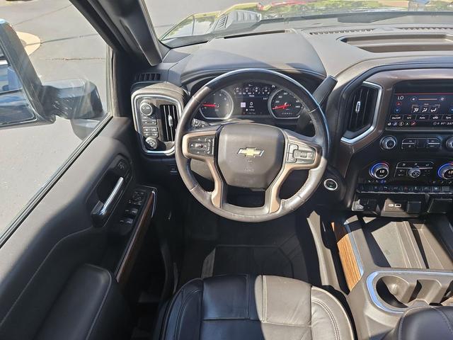 Photo of 2022 Northsky Blue Metallic Chevrolet Silverado 2500