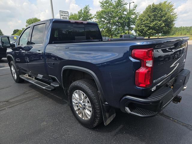 Photo of 2022 Northsky Blue Metallic Chevrolet Silverado 2500