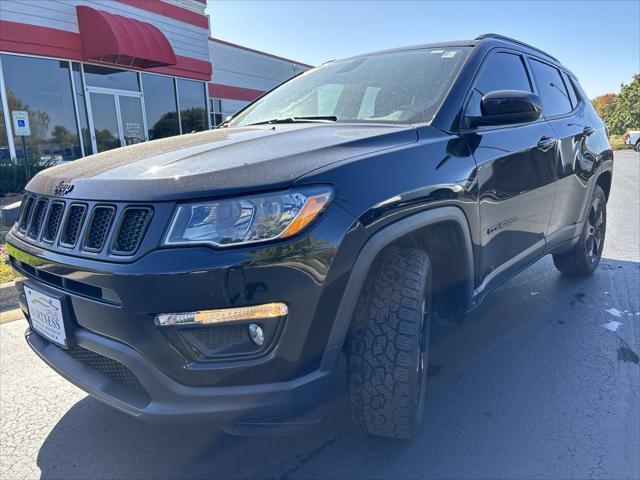 Photo of 2020 Diamond Black Crystal Pearlcoat Jeep Compass