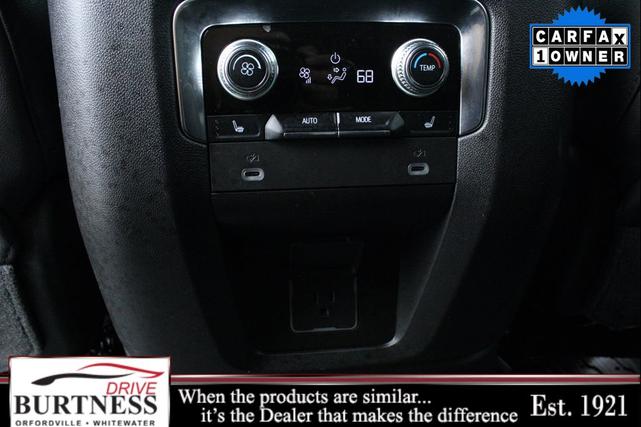 Photo of 2023 White GMC Yukon