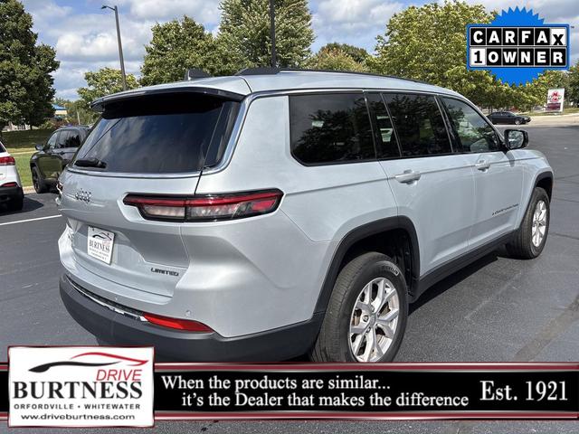 Photo of 2022 Silver Zynith Jeep Grand Cherokee L