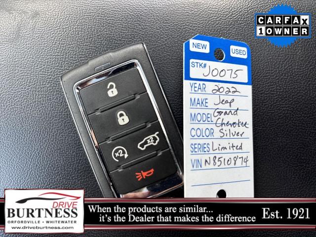 Photo of 2022 Silver Zynith Jeep Grand Cherokee L