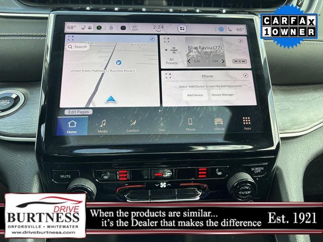 Photo of 2022 Silver Zynith Jeep Grand Cherokee L