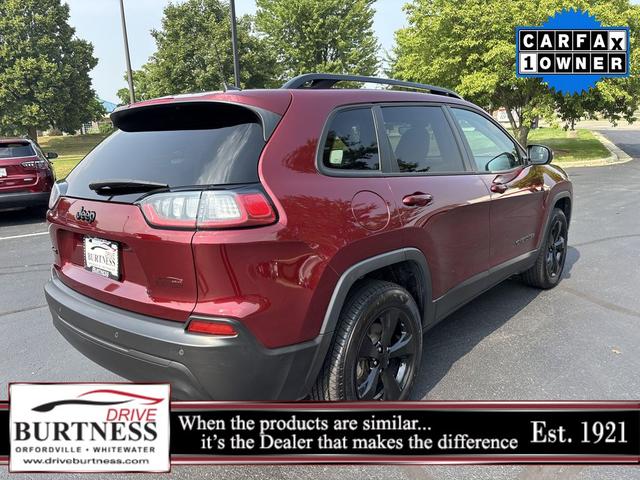 Photo of 2021 Velvet Red Pearlcoat Jeep Cherokee