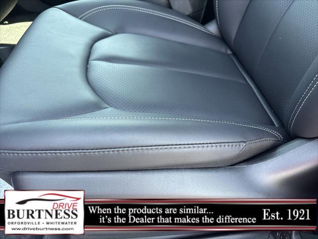 Photo of 2025 Red Hot Pearlcoat Chrysler Pacifica