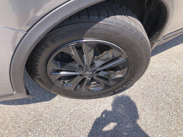 Photo of 2016 Gun Metallic Nissan Rogue
