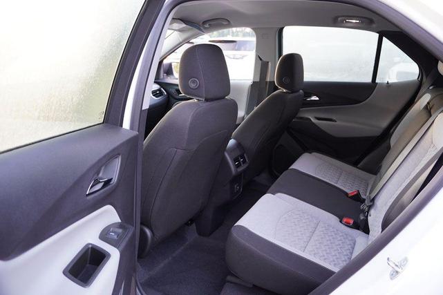 Photo of 2024 Summit White Chevrolet Equinox
