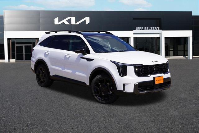 Photo of 2025 Glacial White Pearl Kia Sorento