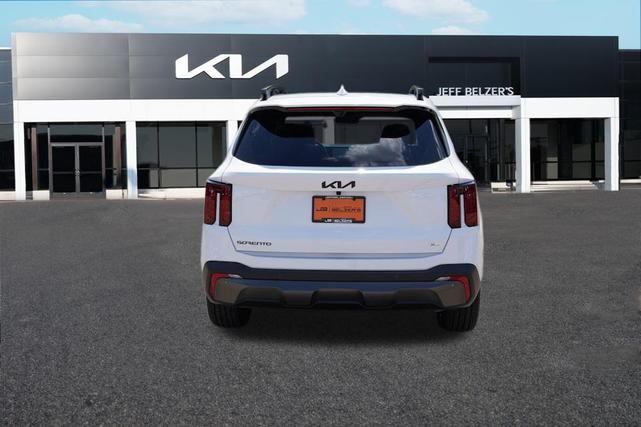 Photo of 2025 Glacial White Pearl Kia Sorento