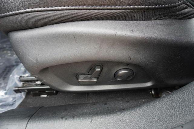 Photo of 2022 Diamond Black Jeep Compass