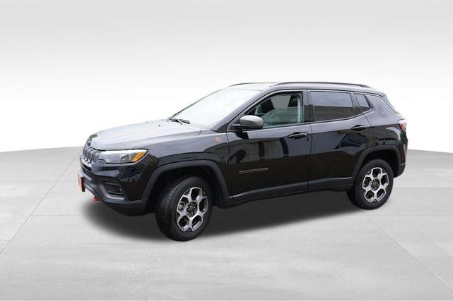 Photo of 2022 Diamond Black Jeep Compass