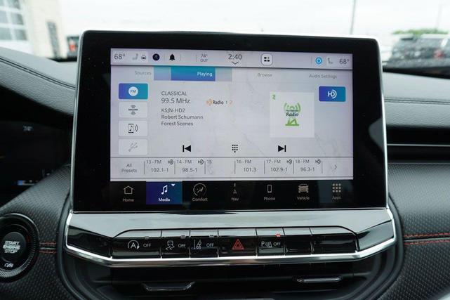 Photo of 2022 Diamond Black Jeep Compass
