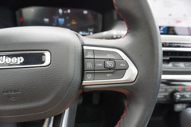 Photo of 2022 Diamond Black Jeep Compass