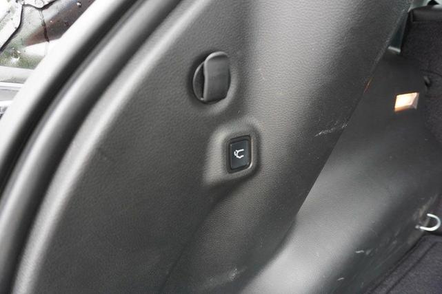 Photo of 2022 Diamond Black Jeep Compass