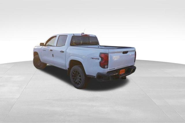 Photo of 2025 Summit White Chevrolet Colorado