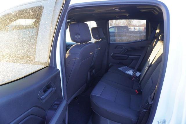 Photo of 2025 Summit White Chevrolet Colorado