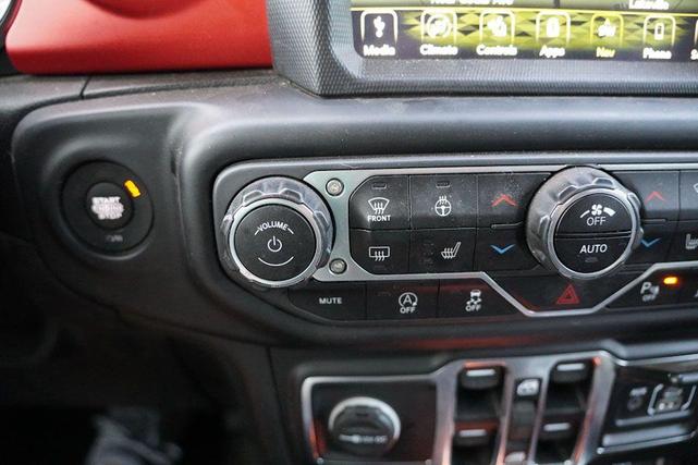 Photo of 2020 Black Clearcoat Jeep Wrangler Unlimited