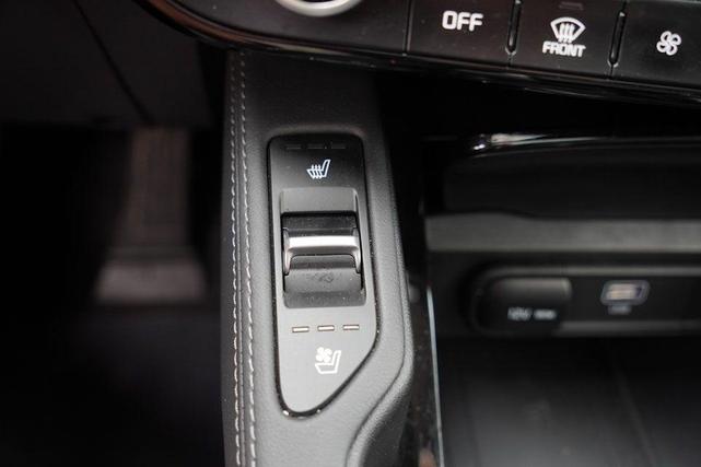 Photo of 2024 Gravity Gray Kia Telluride