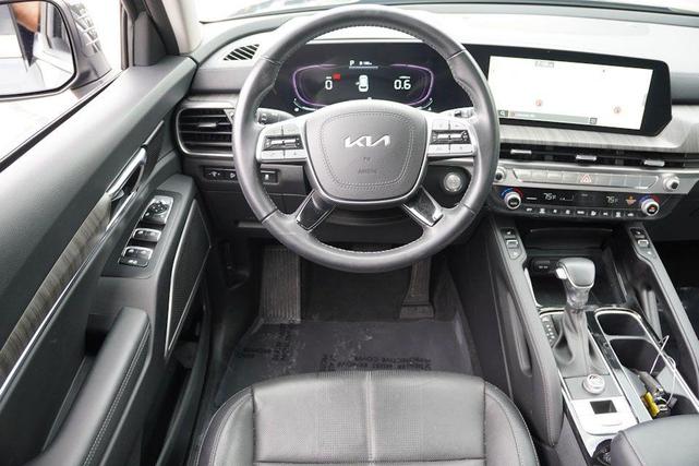 Photo of 2024 Gravity Gray Kia Telluride