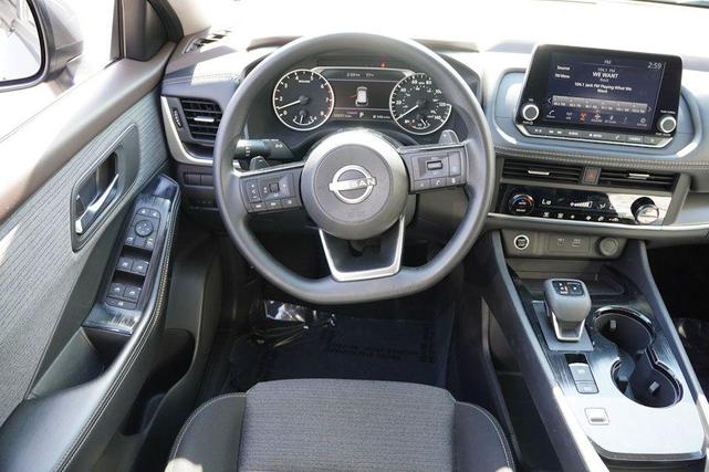 Photo of 2023 Gun Metallic Nissan Rogue