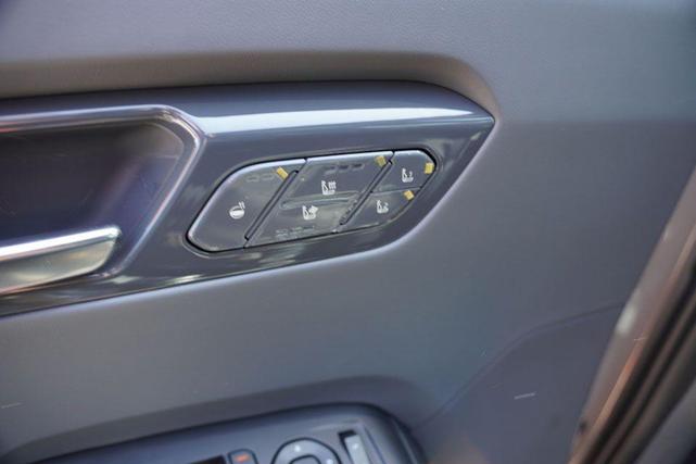 Photo of 2026 Brown Kia EV9