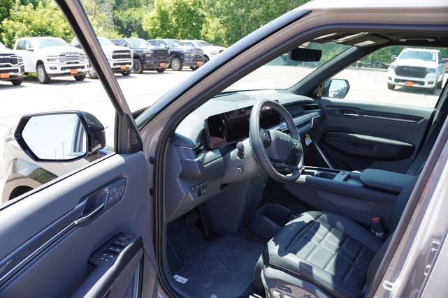 Photo of 2026 Brown Kia EV9