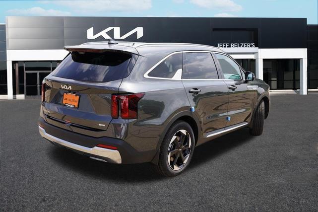 Photo of 2025 INTERSTELLAR GR Kia Sorento Hybrid