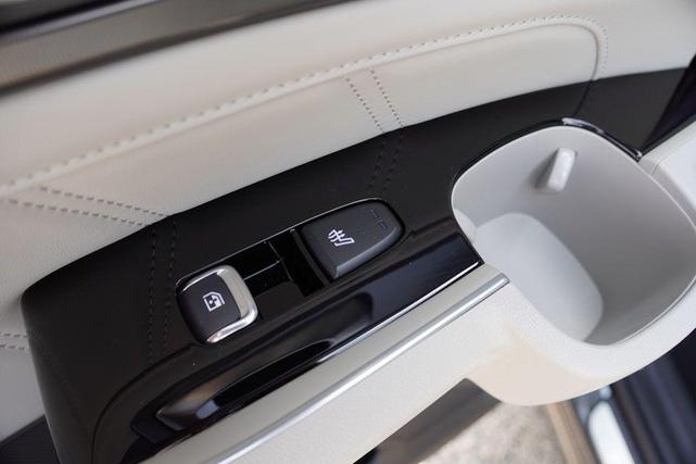Photo of 2025 INTERSTELLAR GR Kia Sorento Hybrid
