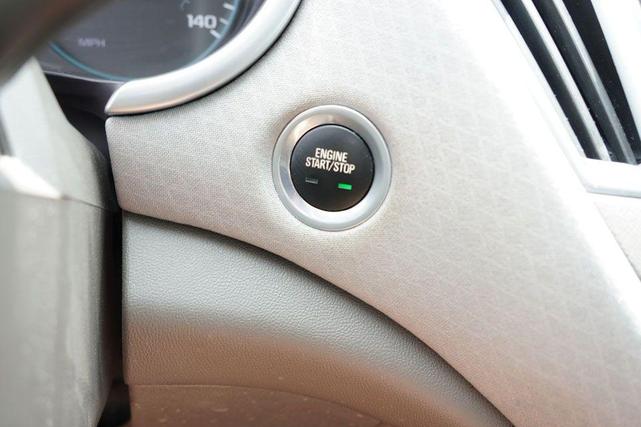 Photo of 2020 Summit White Chevrolet Malibu