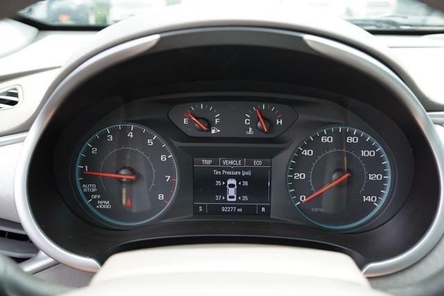 Photo of 2020 Summit White Chevrolet Malibu