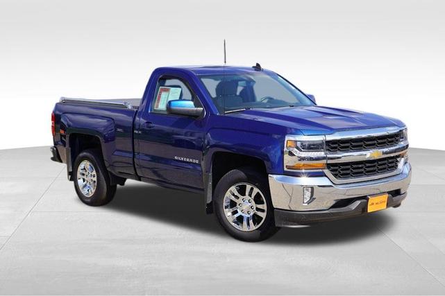 Photo of 2017 Deep Ocean Blue Metallic Chevrolet Silverado 1500
