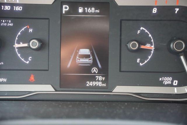 Photo of 2022 Phantom Black Hyundai TUCSON