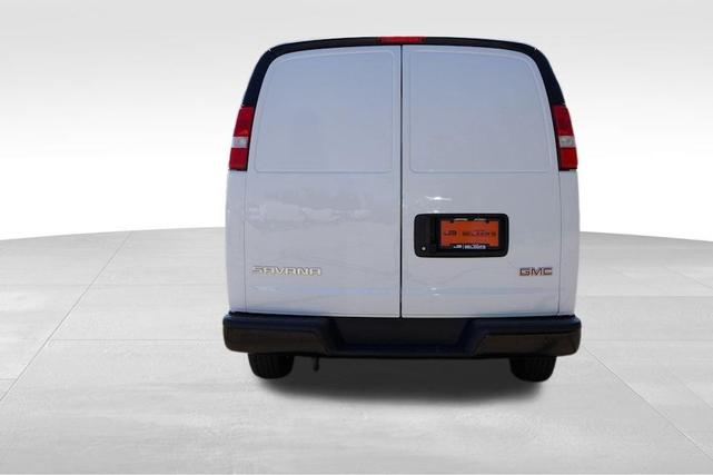 Photo of 2023 Summit White GMC Savana 2500