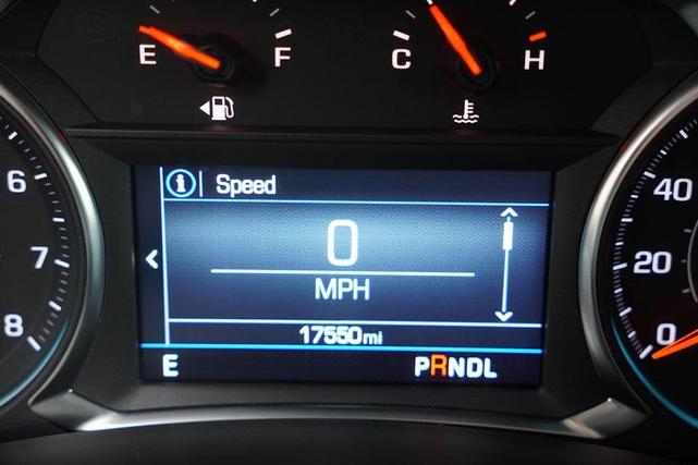 Photo of 2023 Gray Chevrolet Equinox