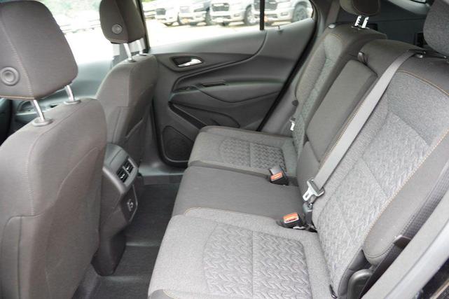 Photo of 2022 Mosaic Black Metallic Chevrolet Equinox