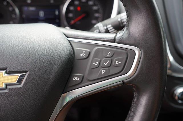 Photo of 2022 Mosaic Black Metallic Chevrolet Equinox
