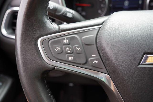 Photo of 2022 Mosaic Black Metallic Chevrolet Equinox