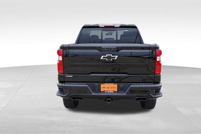 Photo of 2022 Black Chevrolet Silverado 1500