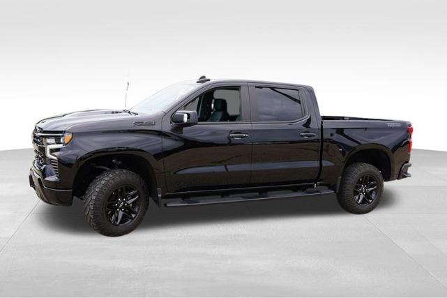 Photo of 2022 Black Chevrolet Silverado 1500