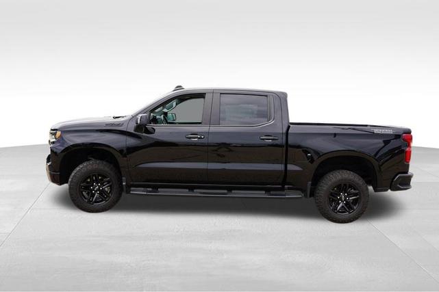 Photo of 2022 Black Chevrolet Silverado 1500