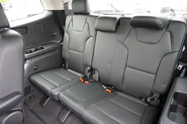 Photo of 2025 Dark Moss Kia Telluride